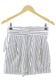 Pantaloni corti XS trf (ZARA), foto 1 di 2