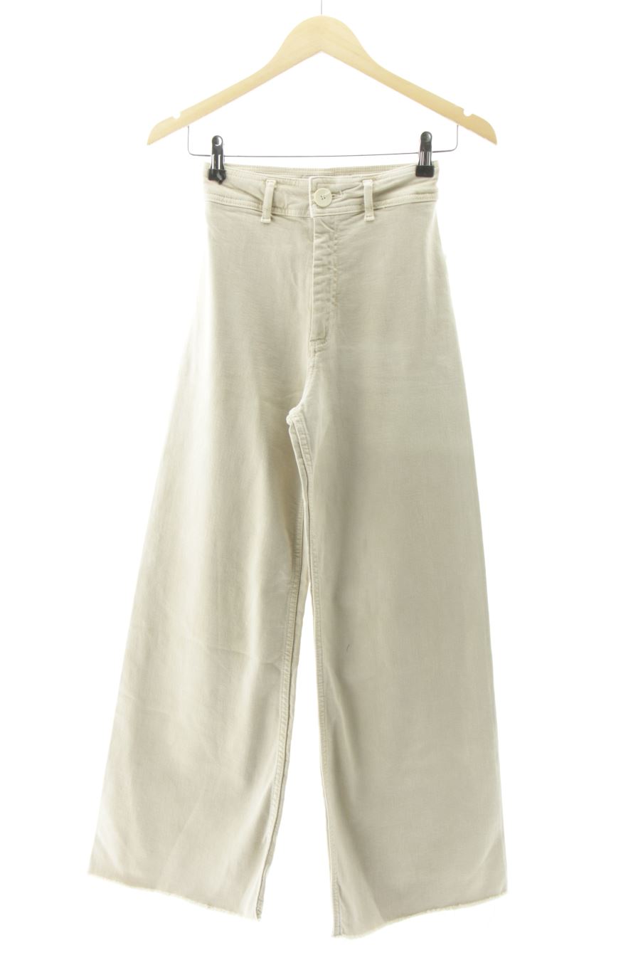 Jeans von Zara Größe 32, Farbe Beige, aus Jeanskleidung für