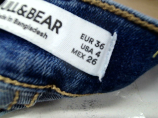 Vaquero de Pull & Bear de la talla 36, de color azul de ropa vaquera