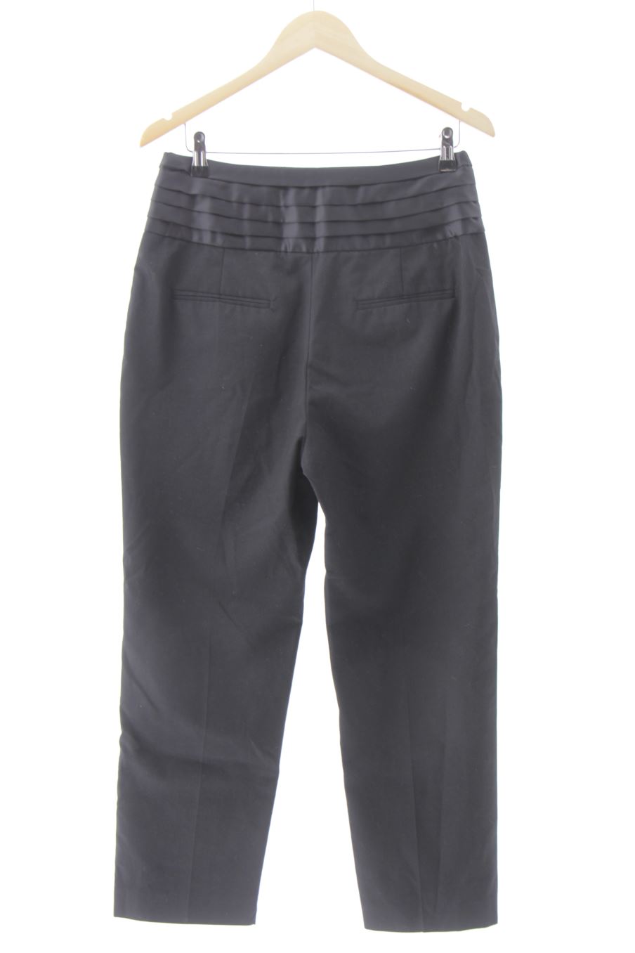Pantalón de Zara de la talla L, de color negro