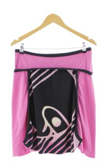 Aufwändiger Rock S paramita