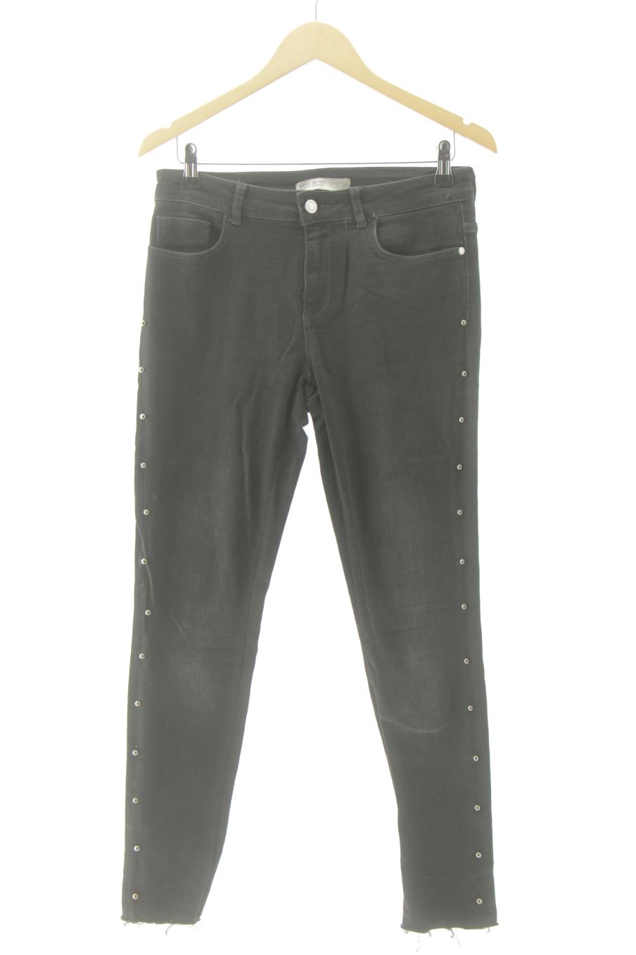 Jeans Zara de la taille 38, de couleur noir de denim