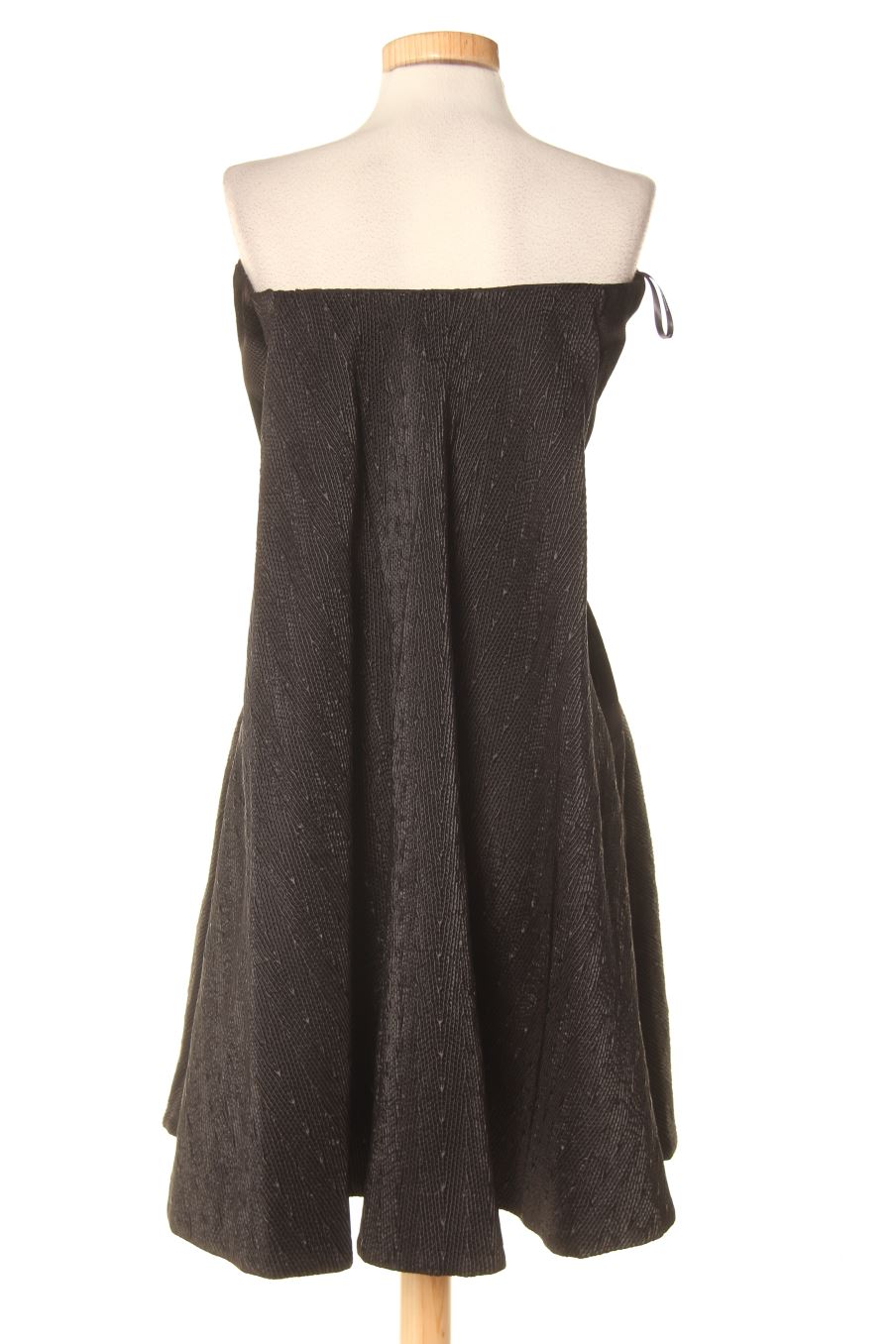 Vestido elegante de Tsumori Chisato de la talla 40, de color negro