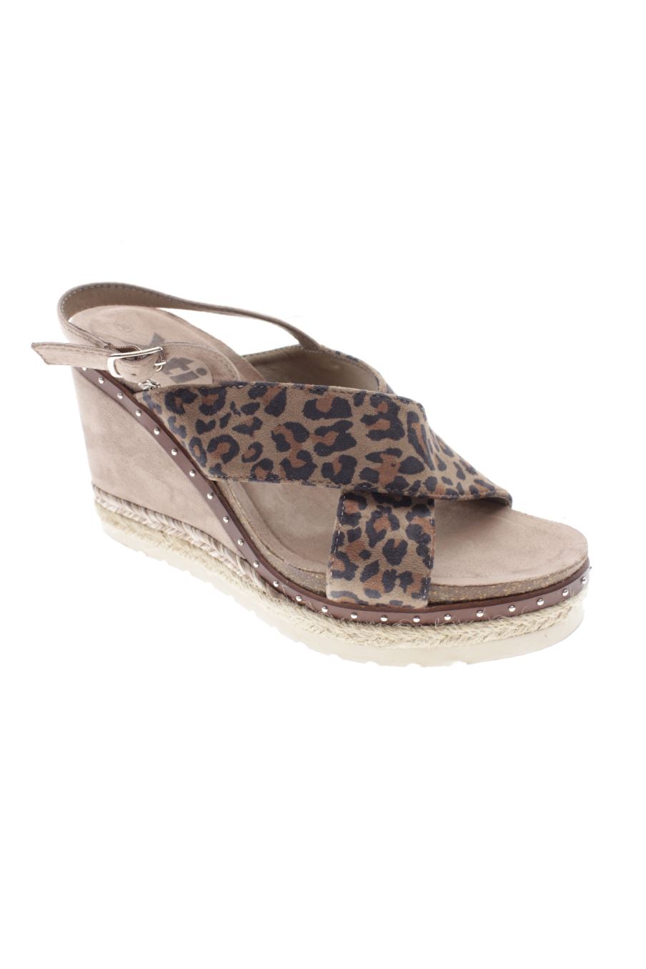 Sandalias tacon de Xti de la talla 38, de color animal print de