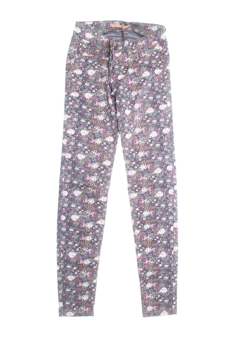 Jeans Pull & Bear de la taille 34, de couleur fleurs de denim