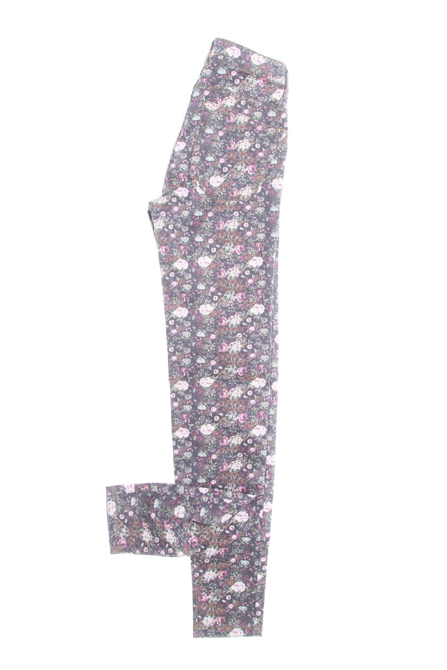 Jeans Pull & Bear de la taille 34, de couleur fleurs de denim