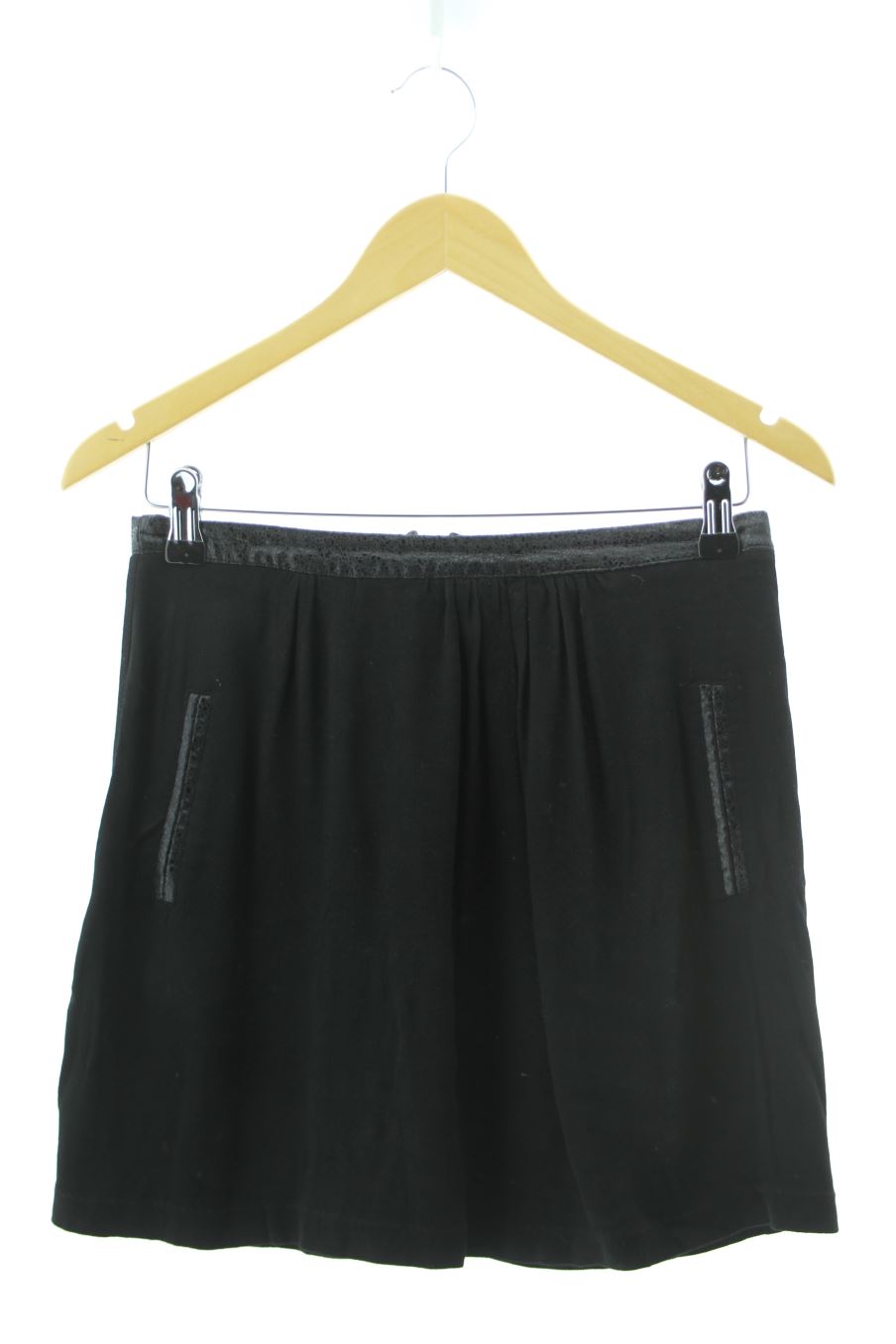 Falda de La Petite Francaise de la talla 36, de color negro