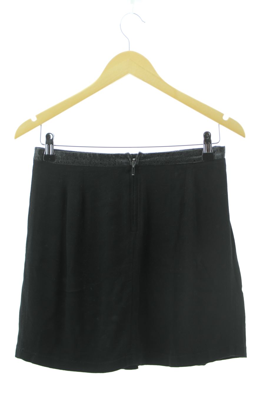 Falda de La Petite Francaise de la talla 36, de color negro