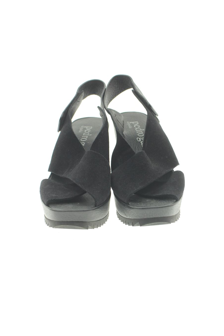 Plataformas de Pedro GarcãA de la talla 38, de color negro de
