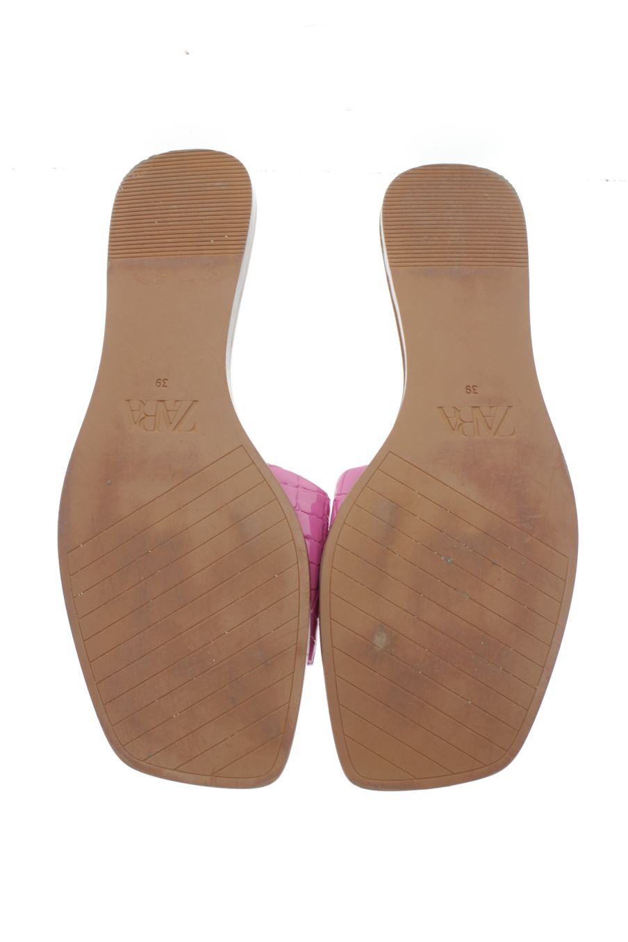 Sandalias planas de Zara de la talla 39, de color rosa de