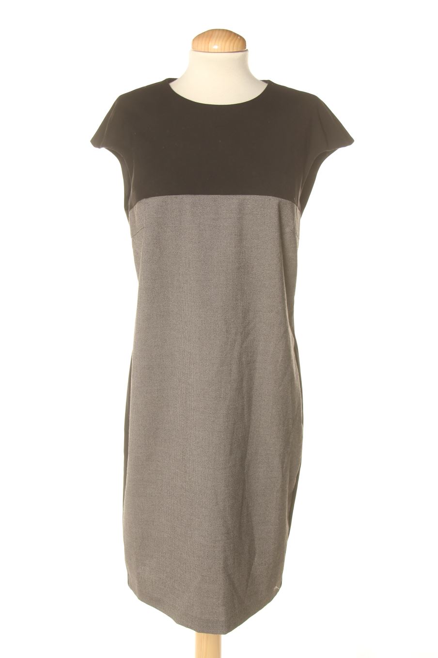 Vestido casual de Benetton de la talla M, de color negro