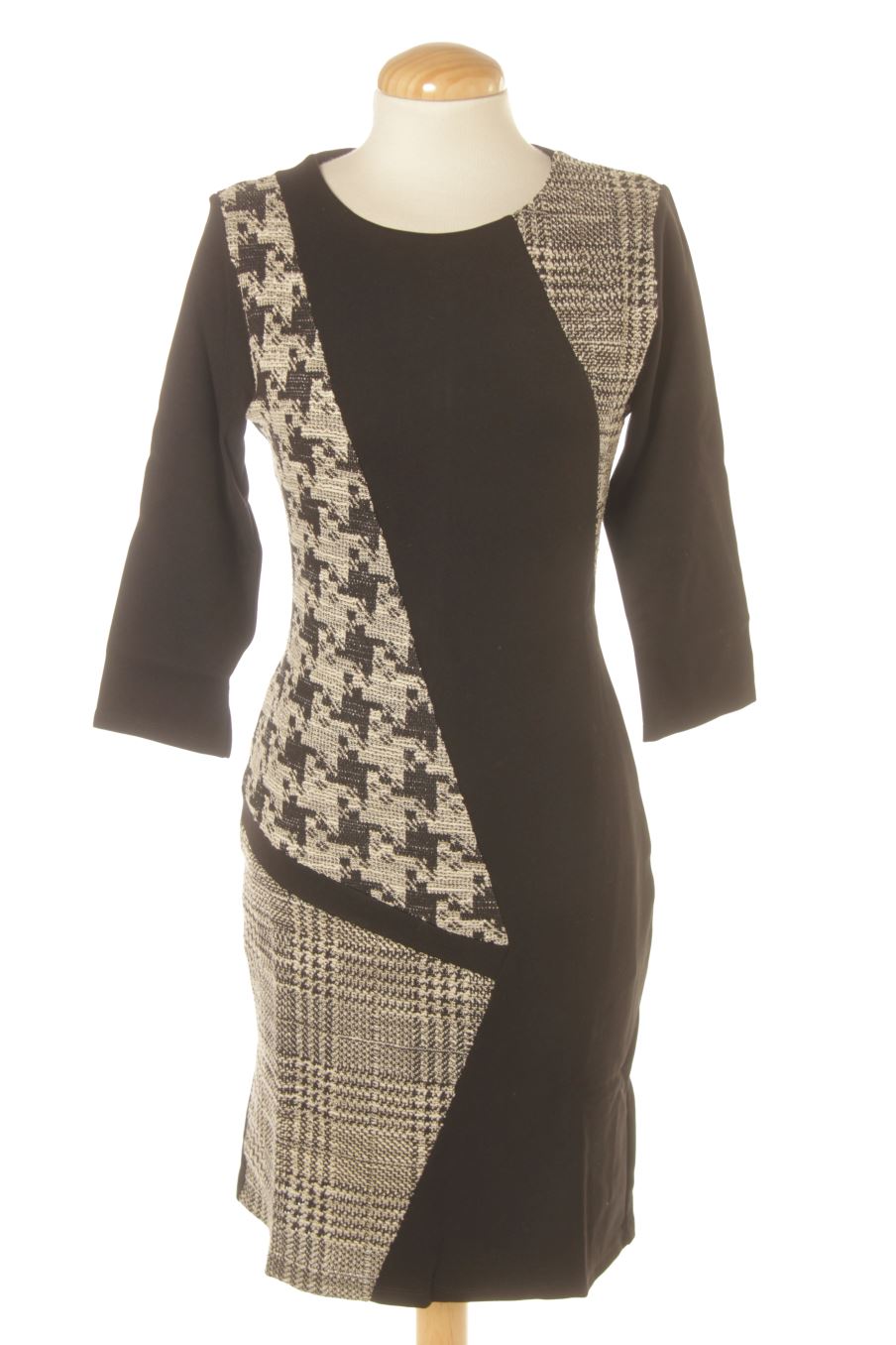 Robe casual Desigual de la taille S, de couleur noir