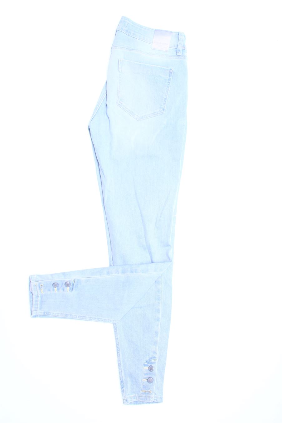 Jeans Zara de la taille 34, de couleur bleu de denim