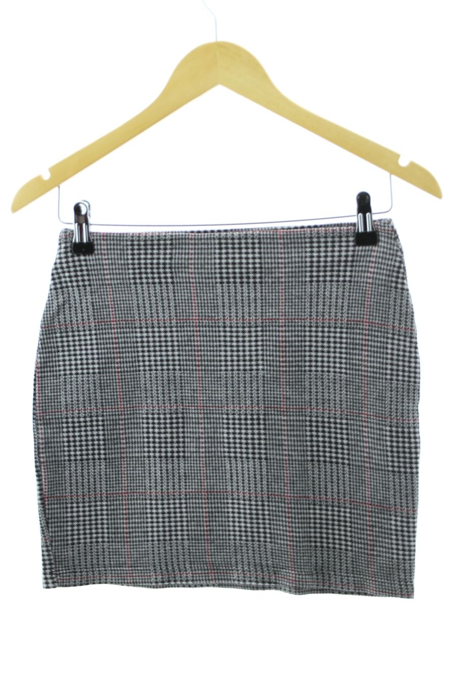Jupe Pull & Bear de la taille M, de couleur carreaux