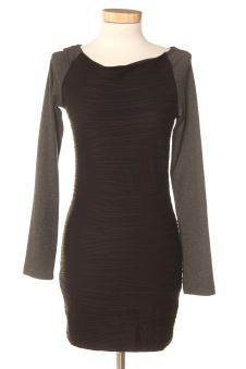 Vestido casual S Stradivarius, foto 1 de 2