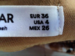 Jeans Pull & Bear de la taille 36, de couleur marron de denim