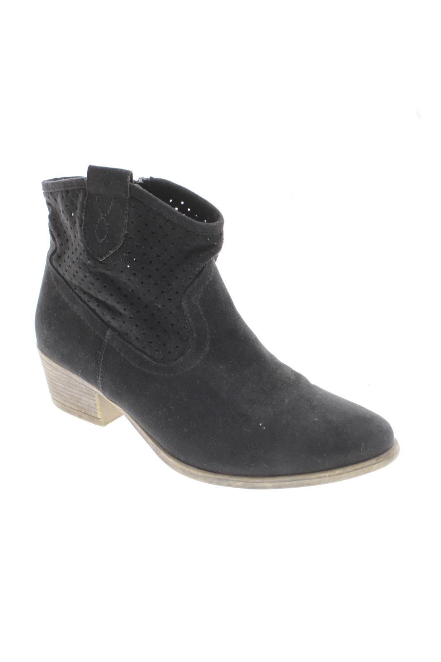 Botines de claudia ghizzani de la talla 38, de color negro de