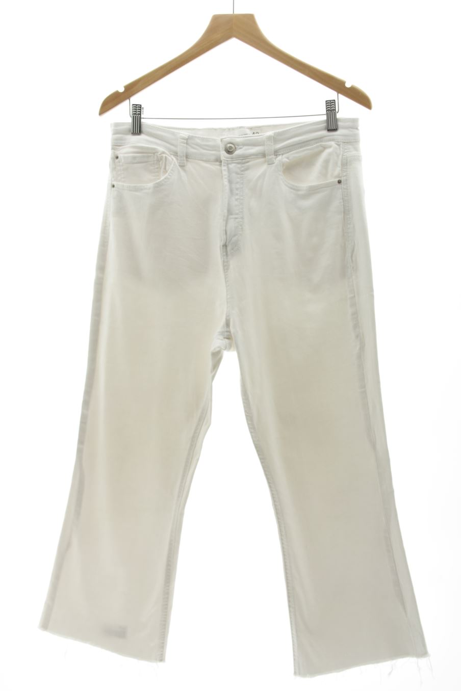 Vaquero de Stradivarius de la talla 42, de color blanco de ropa vaquera