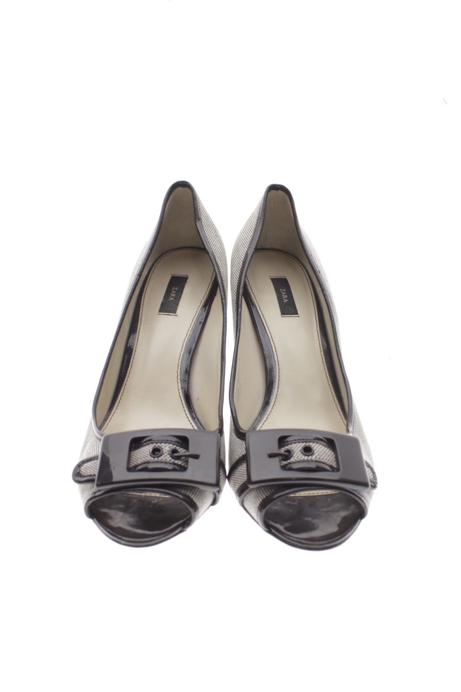 Zapatos de tacon de Zara de la talla 40, de color gris de