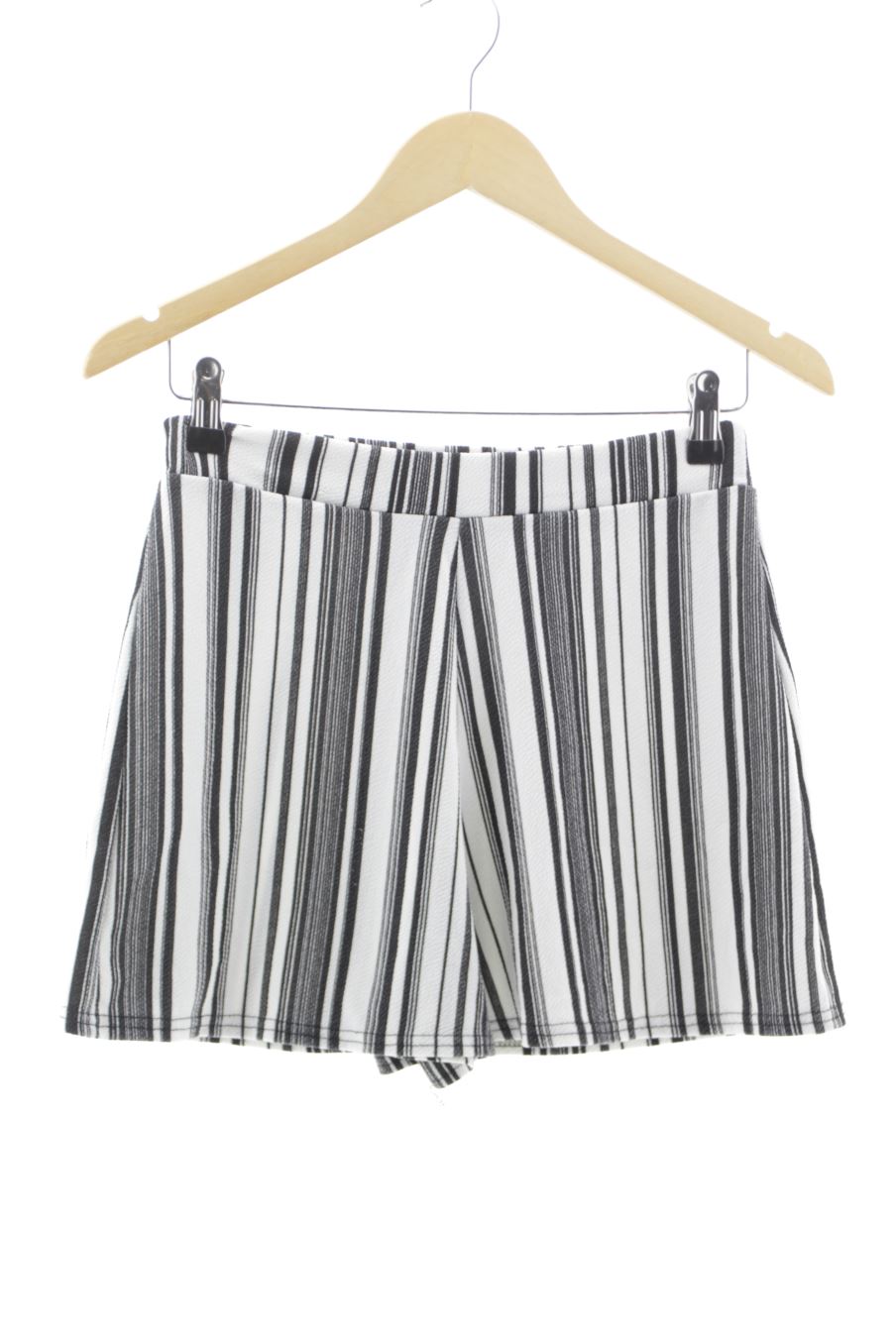 Shorts Boohoo de la taille 38, de couleur rayures