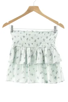 Falda XS Stradivarius, foto 1 de 2