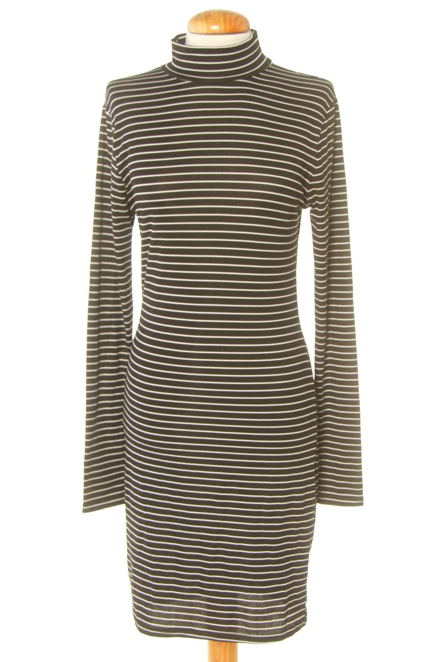 Robe casual Boohoo de la taille 40, de couleur rayures