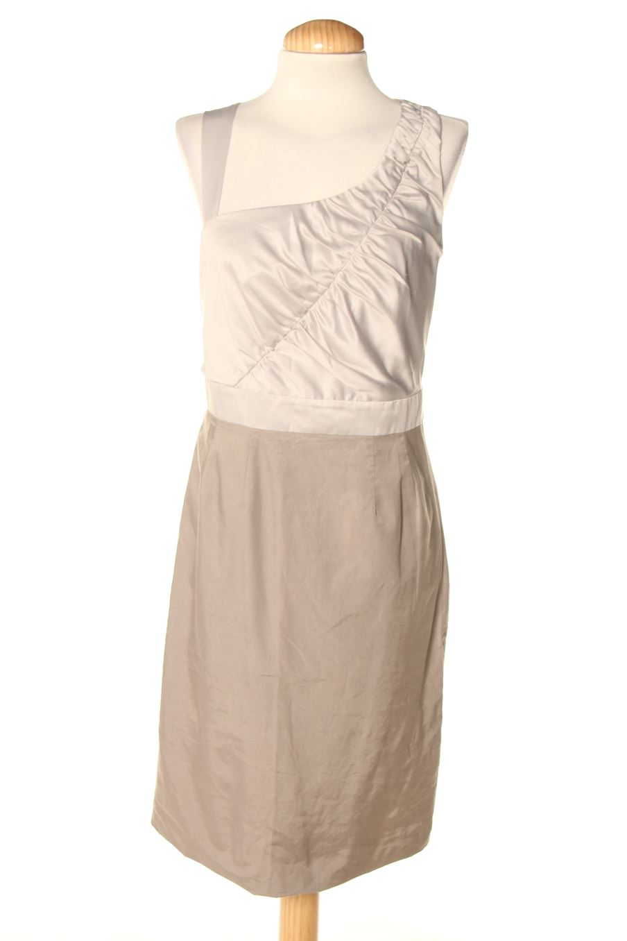 Robe casual very de la taille 38, de couleur gris