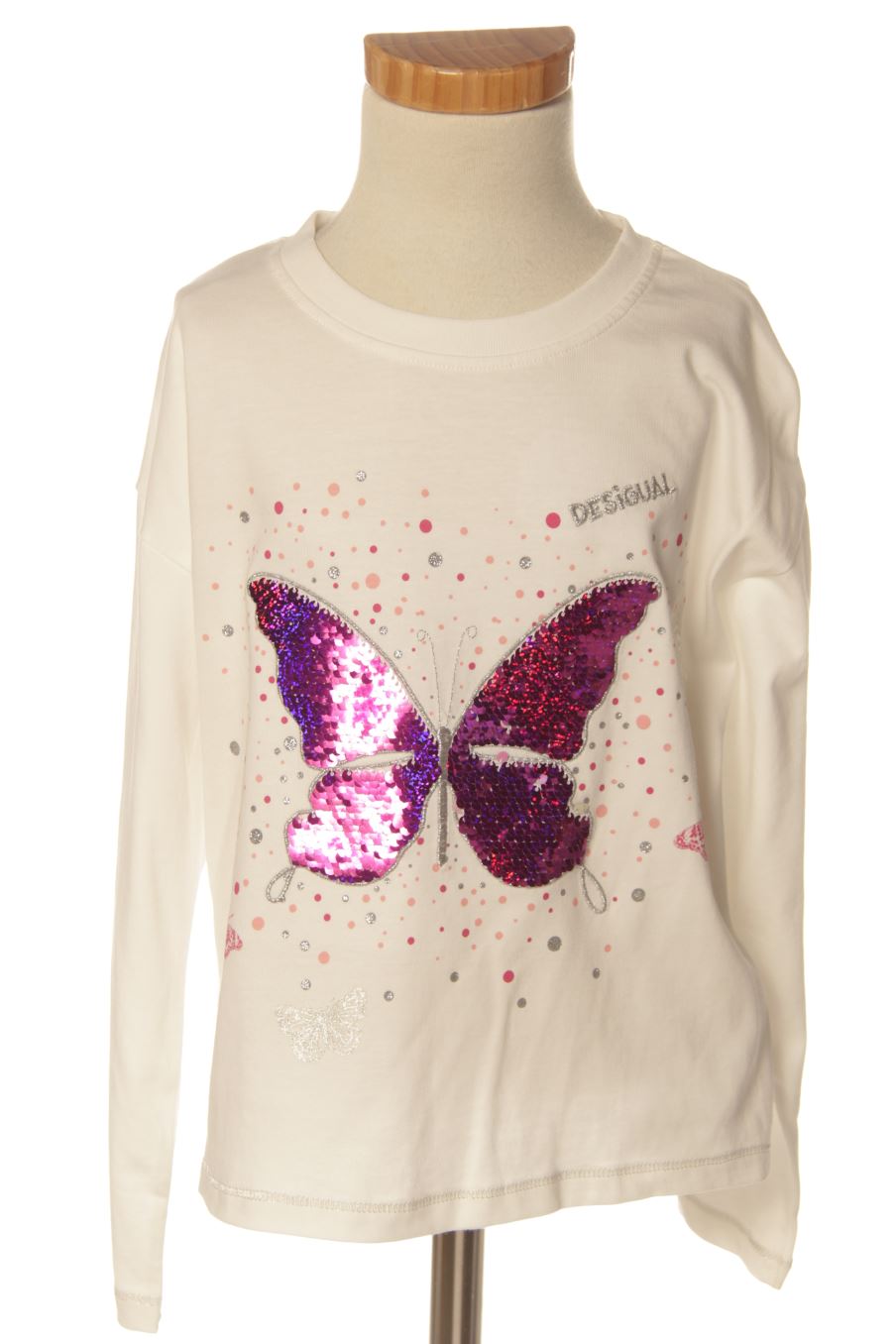 Camiseta de manga larga de Desigual de la talla 5 años con etiqueta