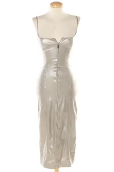 Robe XS Bershka, photo 1 sur 2