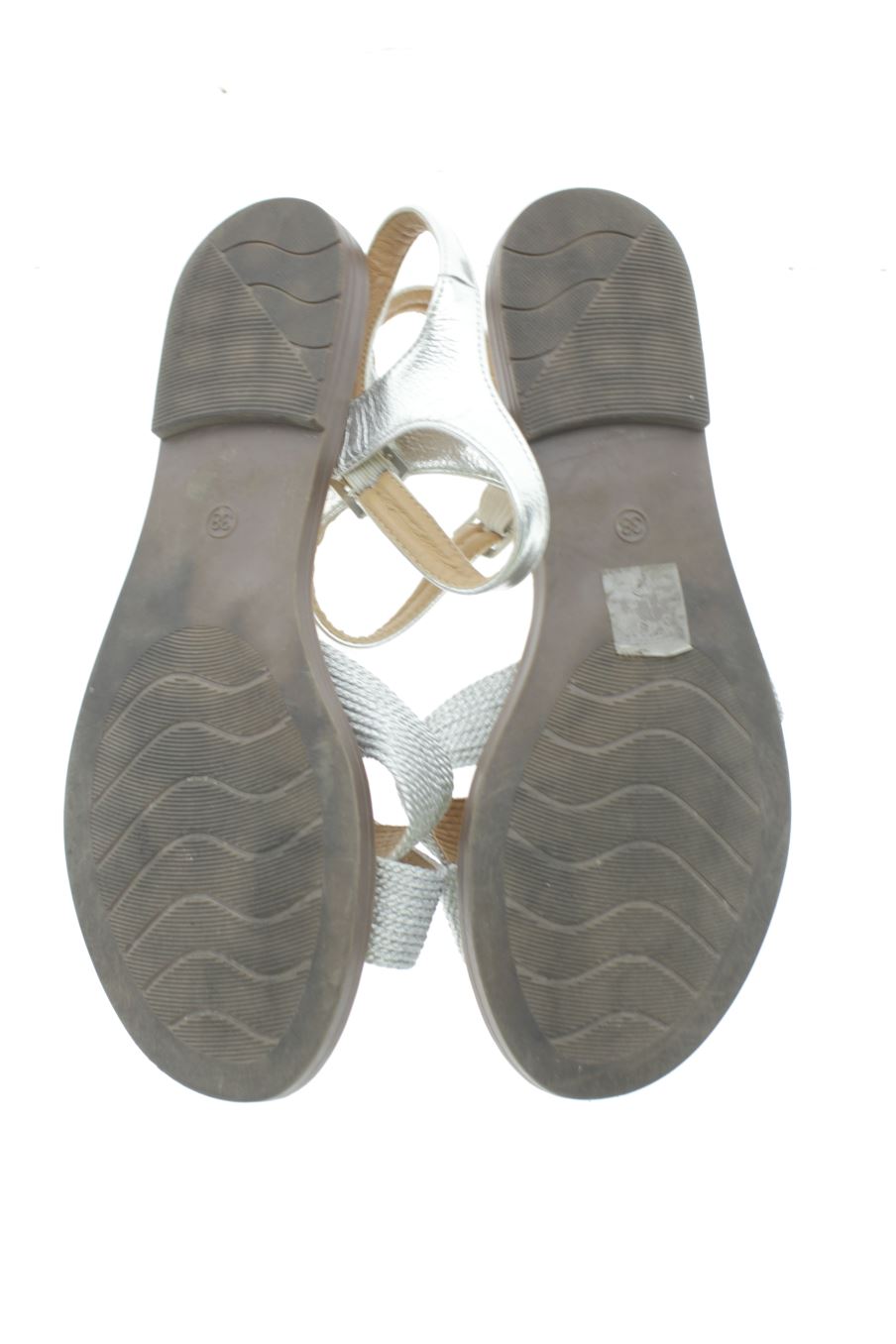 Sandalias planas de Buonarotti de la talla 38, de color plateado de