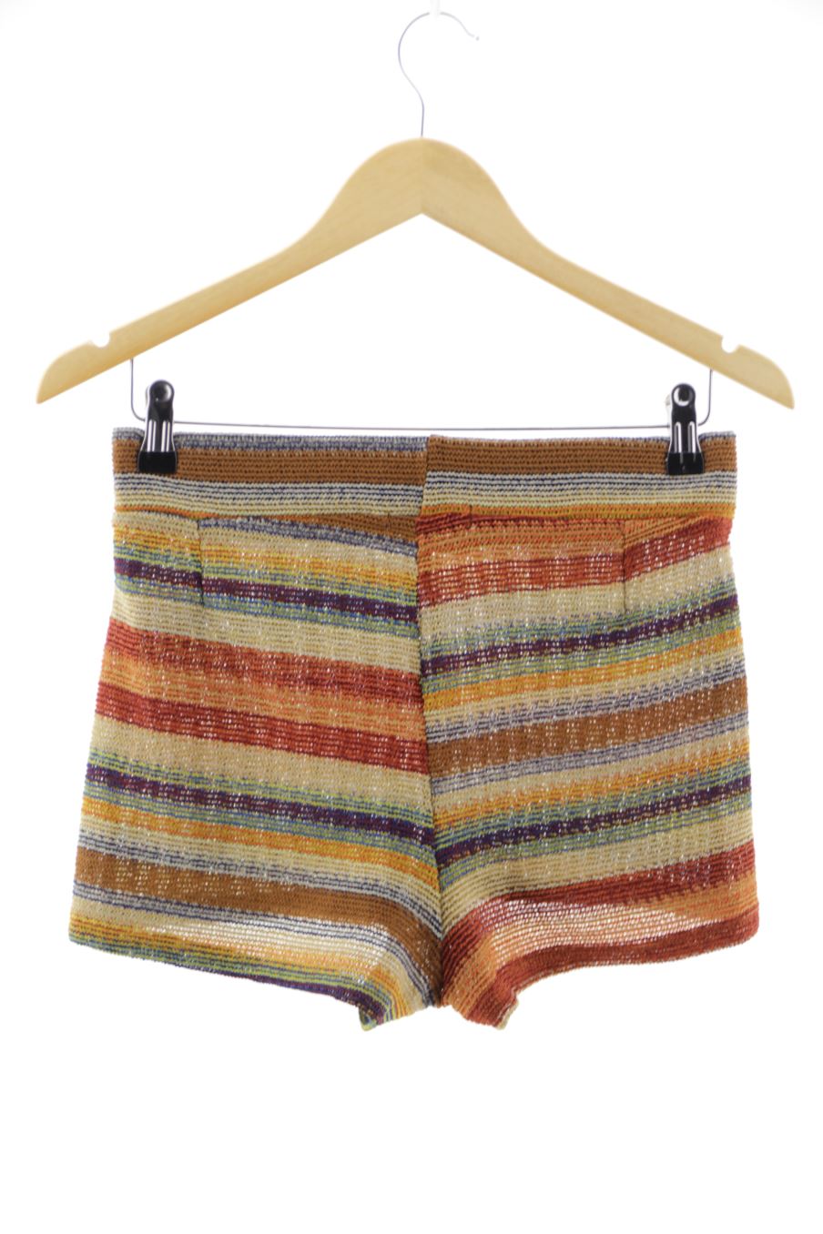 Pantalones cortos de Trf (ZARA) de la talla M, de color rayas