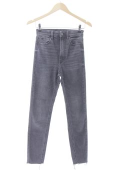 Jeans 34 Stradivarius, foto 1 di 2