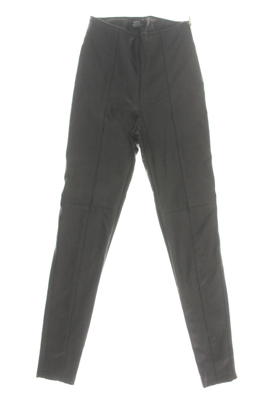 Pantalon Bershka de la taille XS, de couleur noir de synthétique