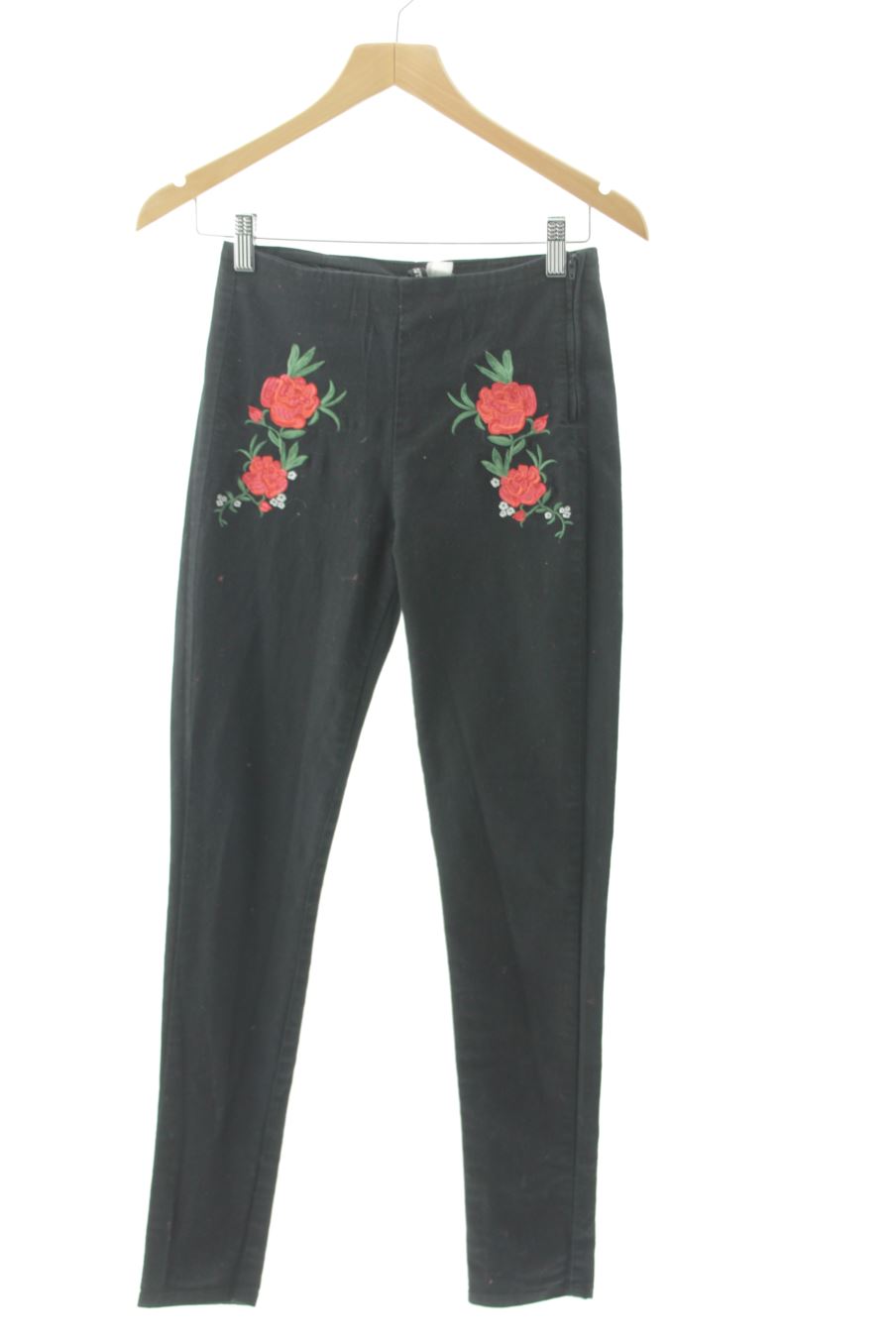 Jeans DIVIDED EXCLUSIVE de la taille 34, de couleur fleurs