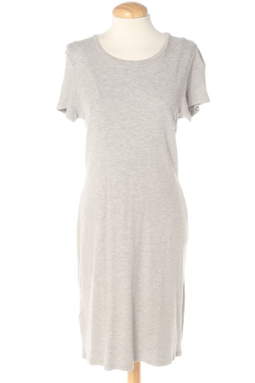 Einfaches Kleid