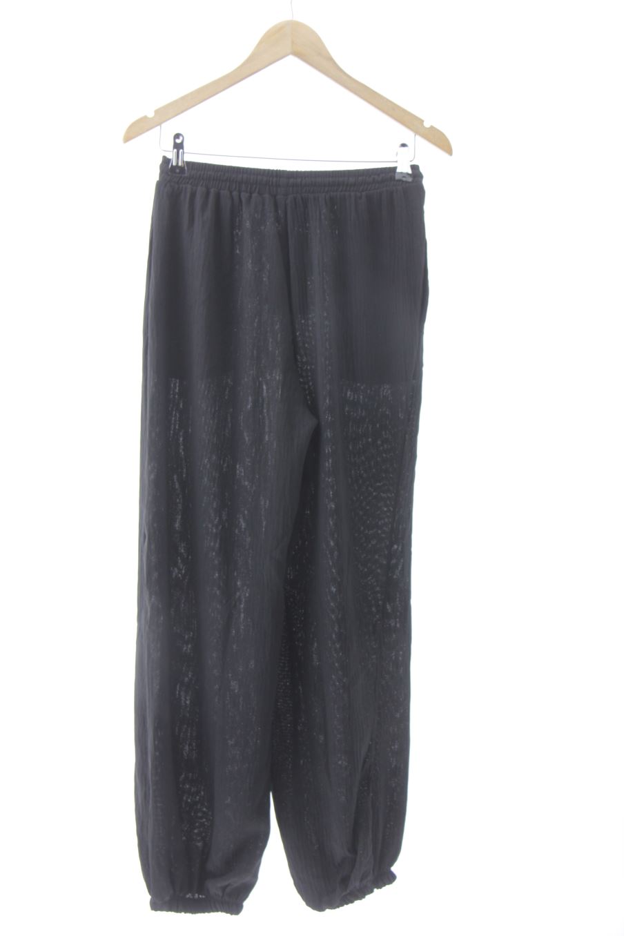 Pantalón Casual de Zara de la talla S, de color negro