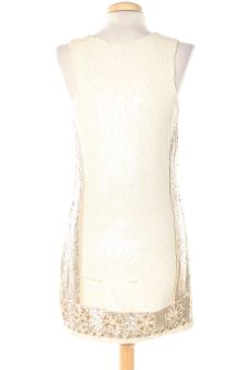Robe 36 Needle & Thread