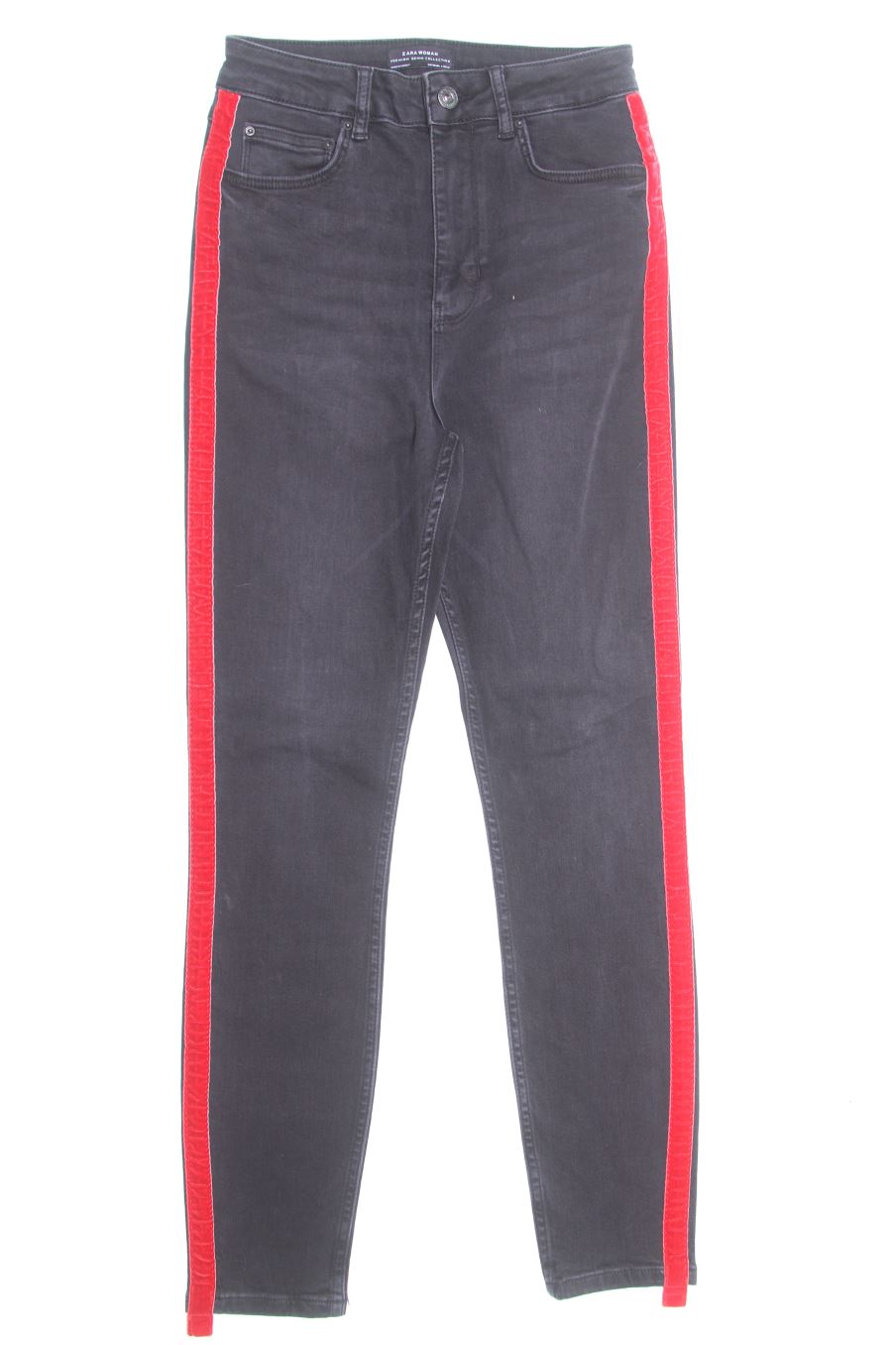Jeans Zara de la taille 36, de couleur noir de denim