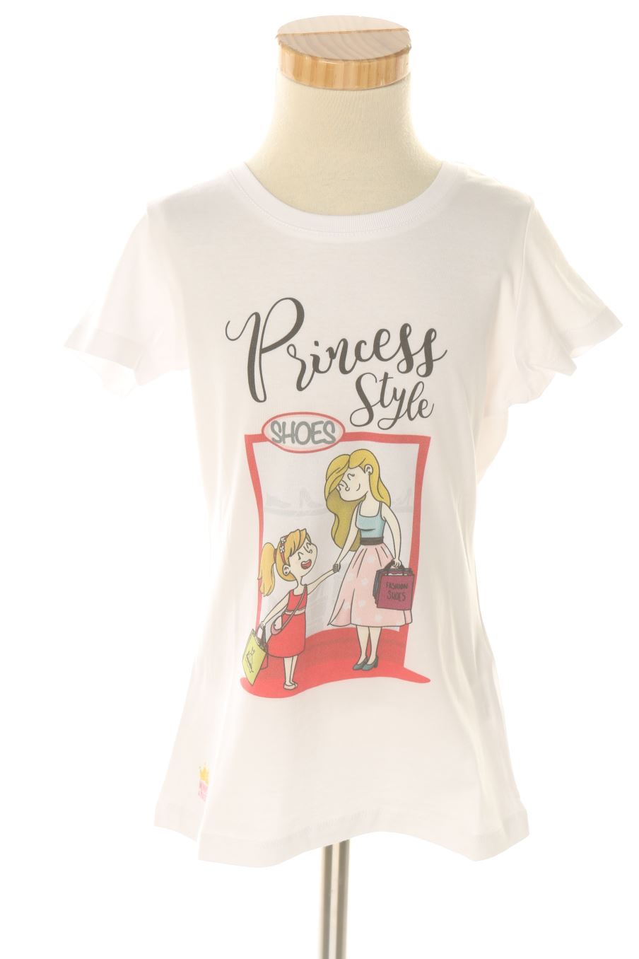 T-shirt Stanley stella de la taille 5 ans avec une étiquette