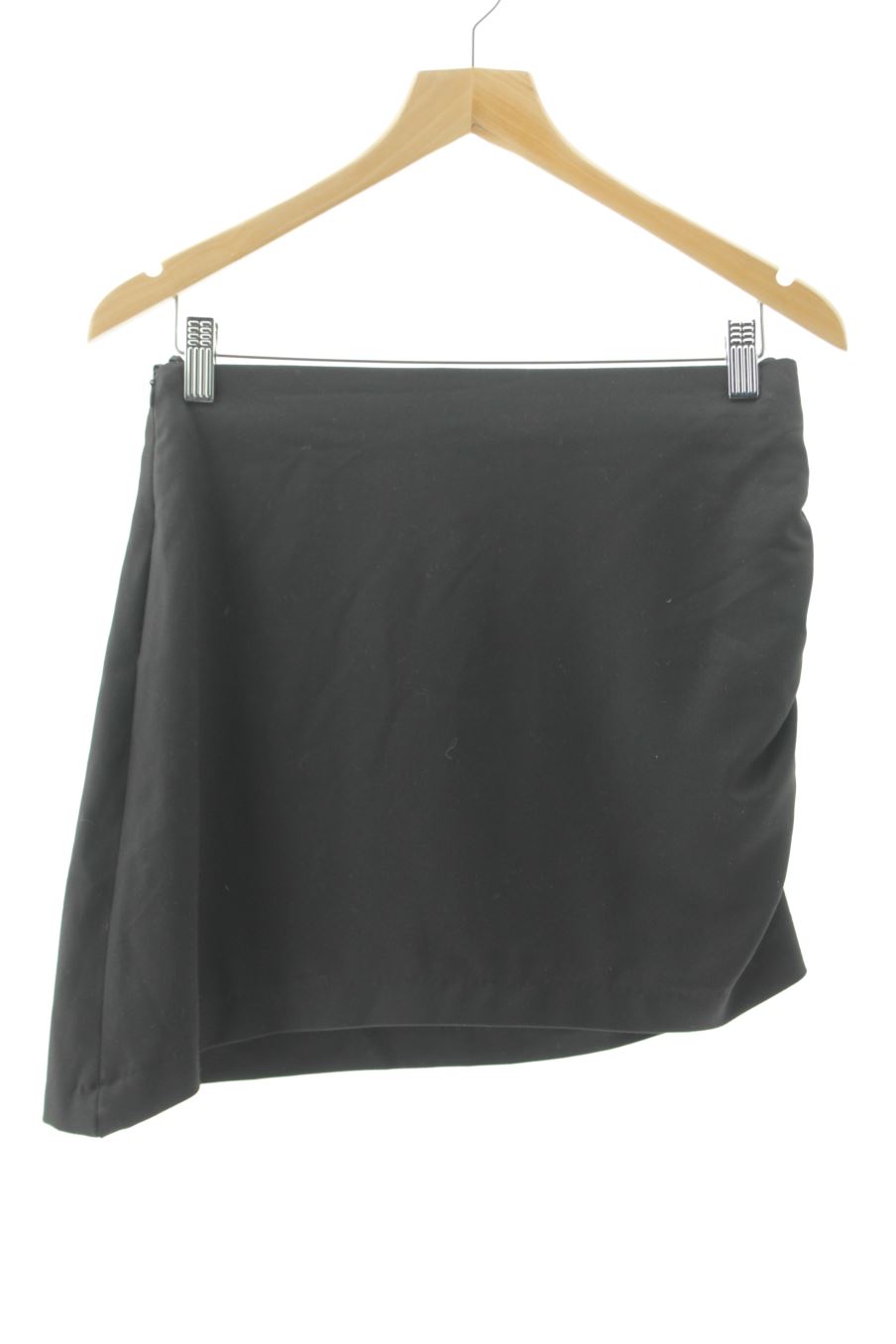 Jupe Zara de la taille M, de couleur noir