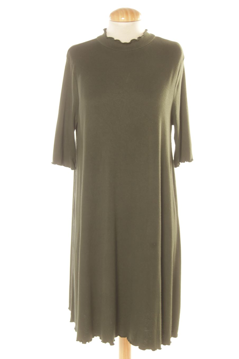 Robe casual Pull & Bear de la taille L, de couleur vert