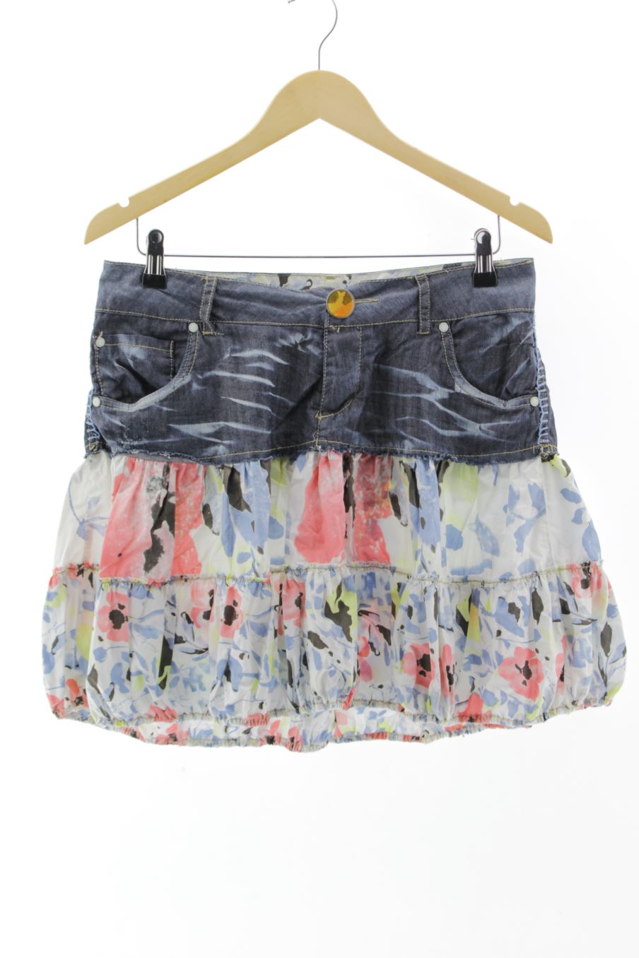 Jupe Desigual de la taille 40, de couleur imprimés