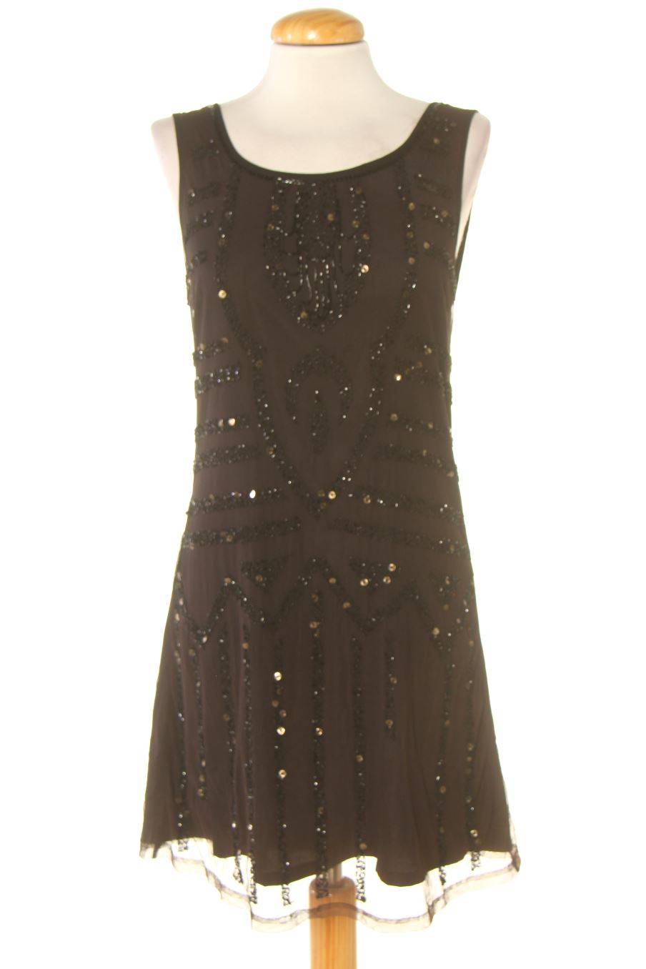 Robe Pull & Bear de la taille M, de couleur noir