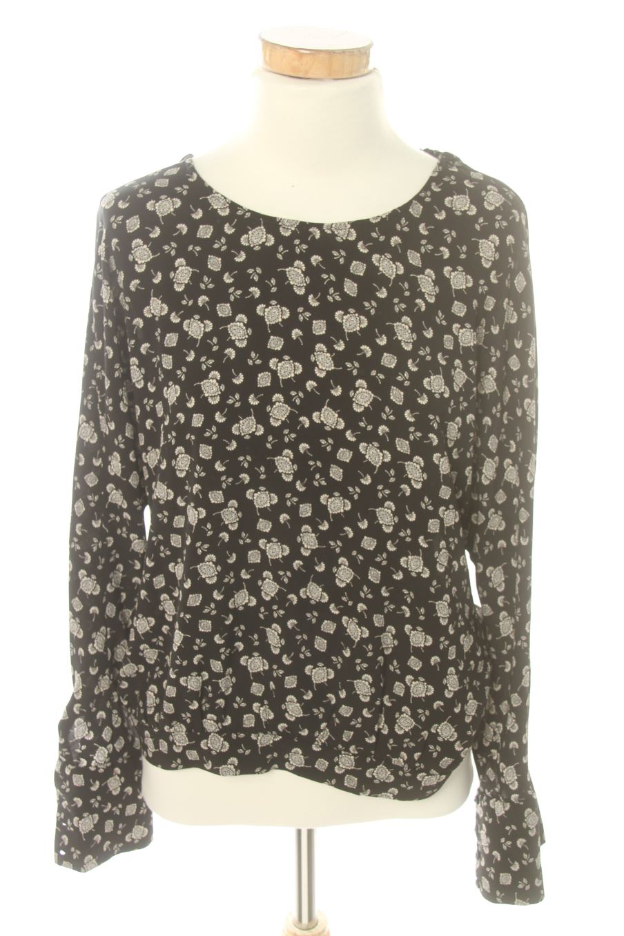 Blusa de manga larga de Trf (ZARA) de la talla XS, de color negro