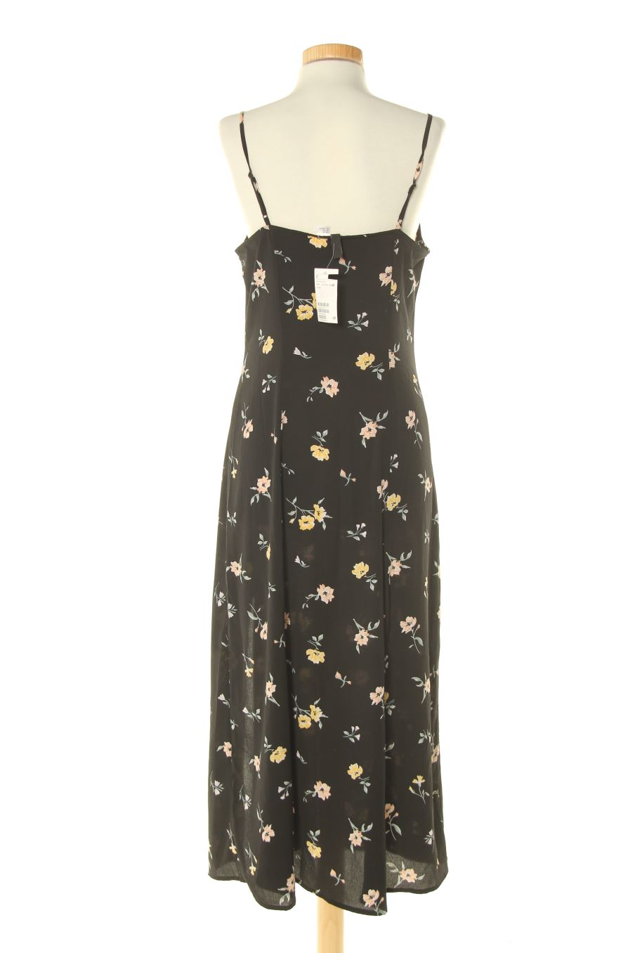 Robe casual H&M de la taille 40, de couleur fleurs
