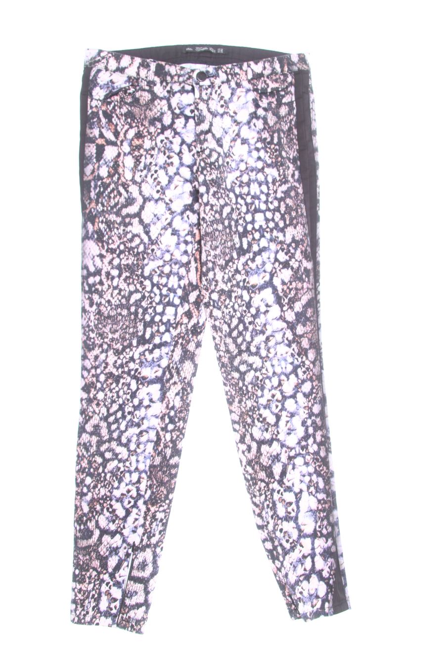 Pantalon Trafaluc de la taille 38, de couleur animal print