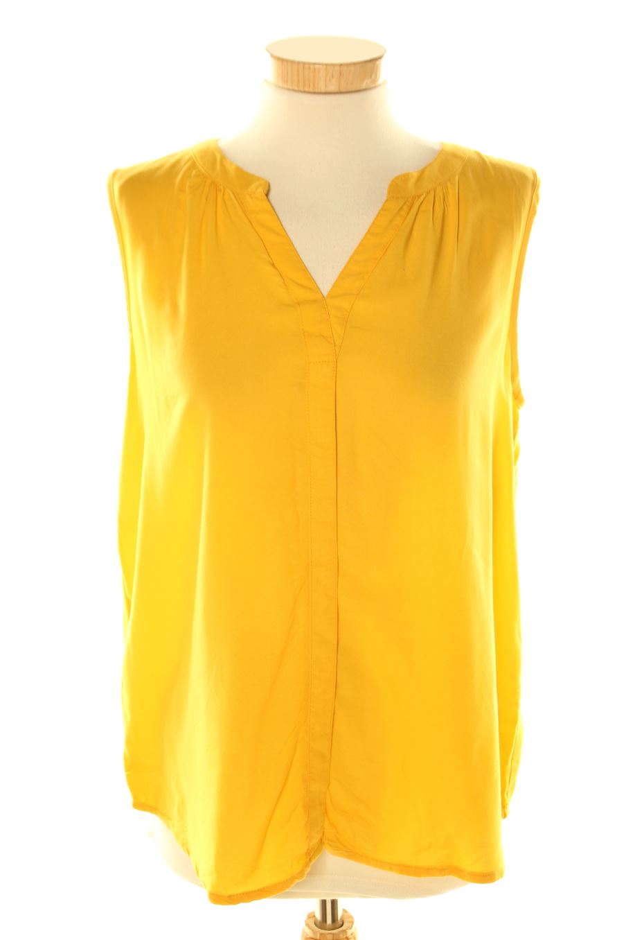 Top Street one de la taille 36, de couleur jaune