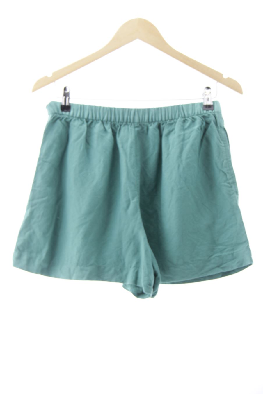 Shorts Oysho de la taille M, de couleur turquoise