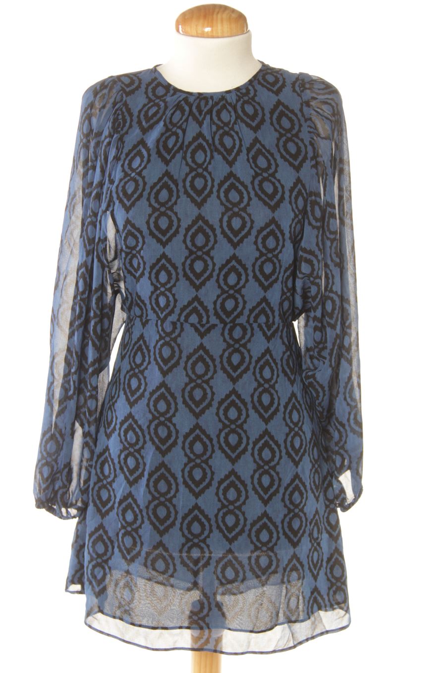Vestido casual de Zara de la talla XS, de color estampado