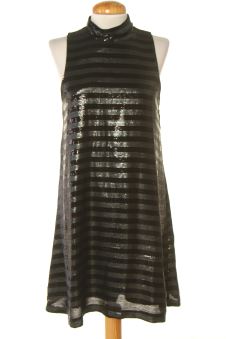 Aufwändiges Kleid S Stradivarius, Foto 1 von 2